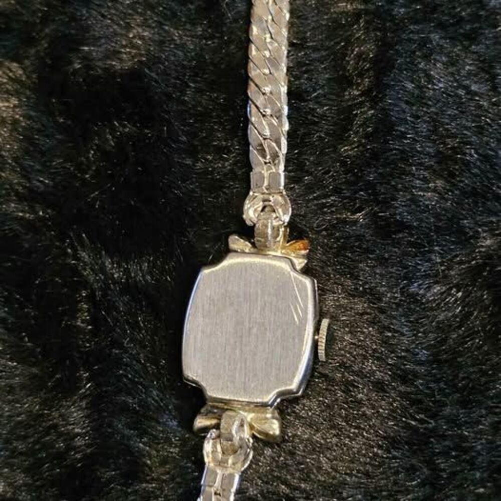 Vintage Bulova 10k Rolled gold ladies watch. Working! - Picture 5 of 5